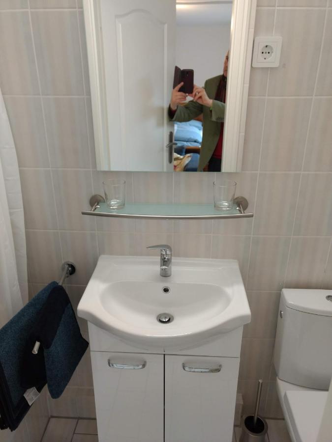 Ruhige, Gemuetliche 1-Zimmer Gartenwohnung Fuer 2 Erwachsene Lübeck Exterior foto