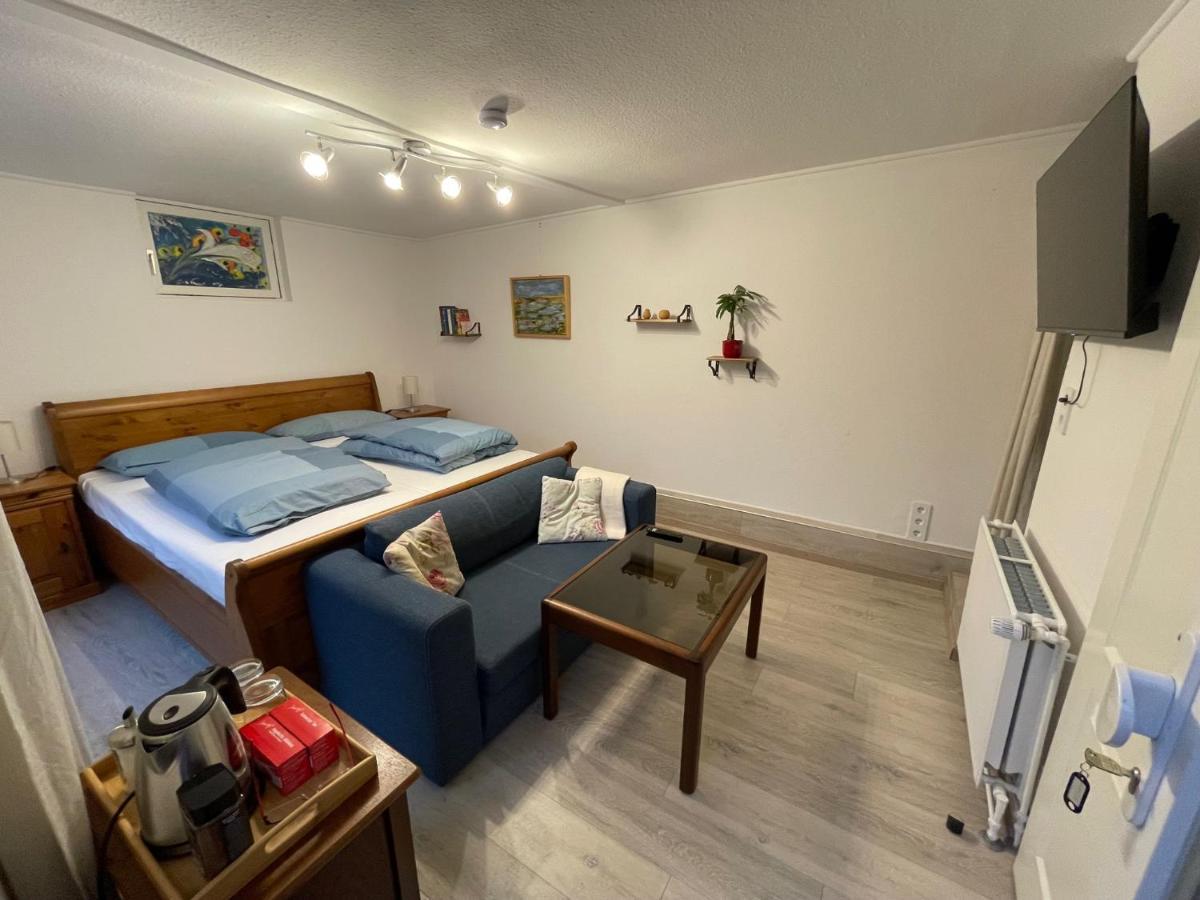 Ruhige, Gemuetliche 1-Zimmer Gartenwohnung Fuer 2 Erwachsene Lübeck Exterior foto